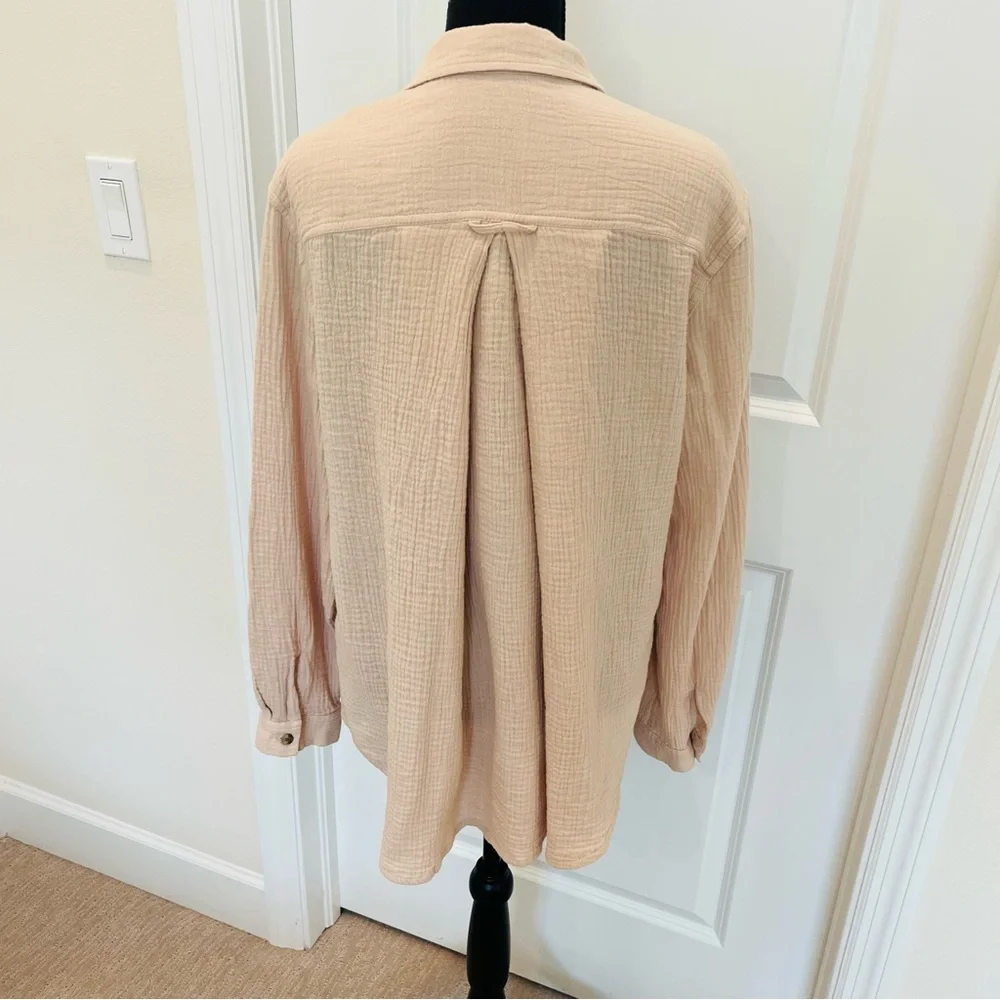 Alembika Recreation Button Down Top